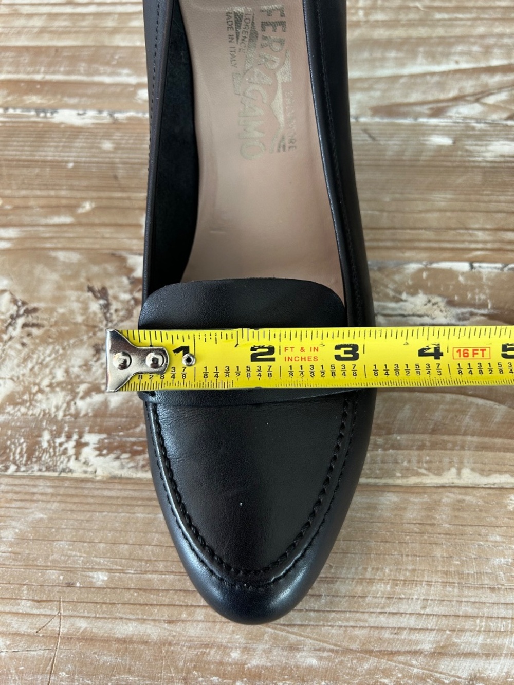Salvatore Ferragamo Black Leather Engraved Logo Penny Loafer Heel Pump Sz 9.5 D - Picture 10 of 11